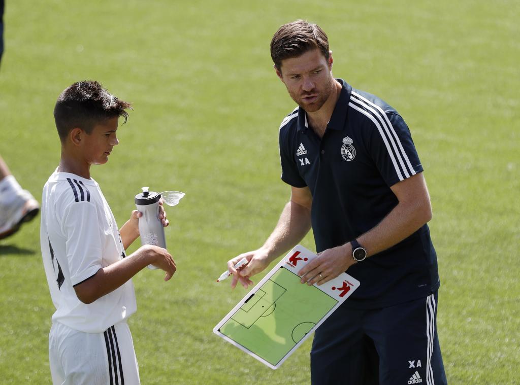 南特青训投入金额(南特足球俱乐部)