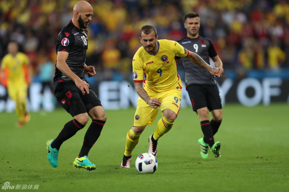 迪乌夫头球争顶成功率(迪米特洛夫与三巨头战绩) 迪乌夫头球争顶成功率(迪米特洛夫与三巨头战绩)