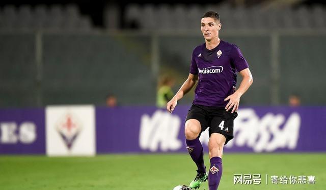 包含尤文图斯最新敲定最新消息的词条