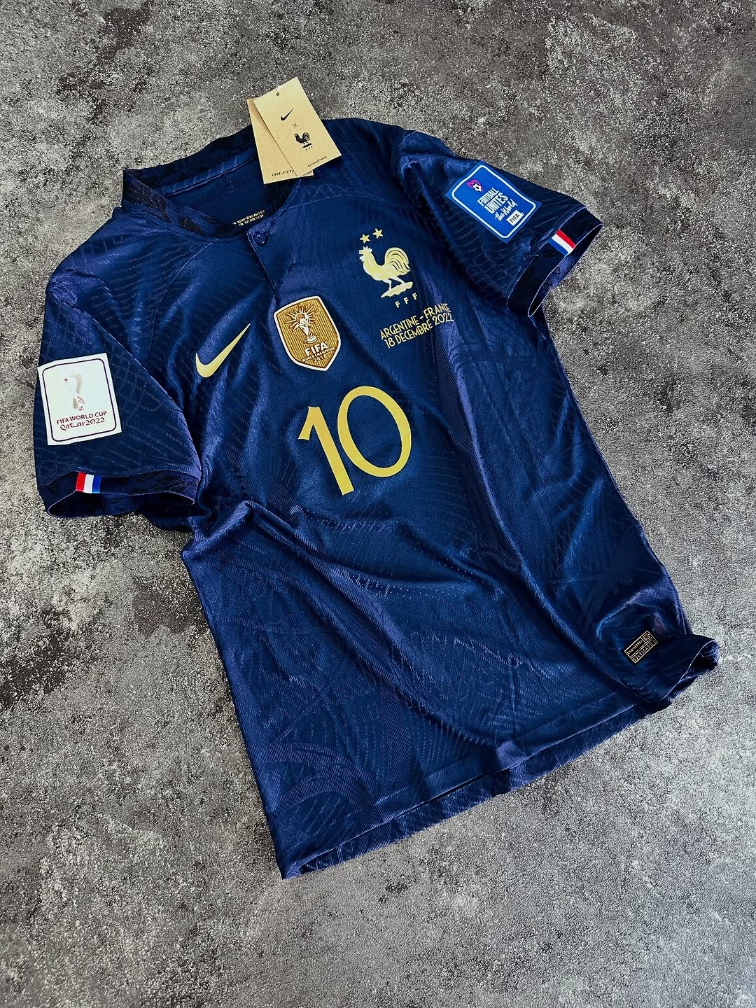 姆巴佩现在在哪个队(姆巴佩在哪个球队效力2020)