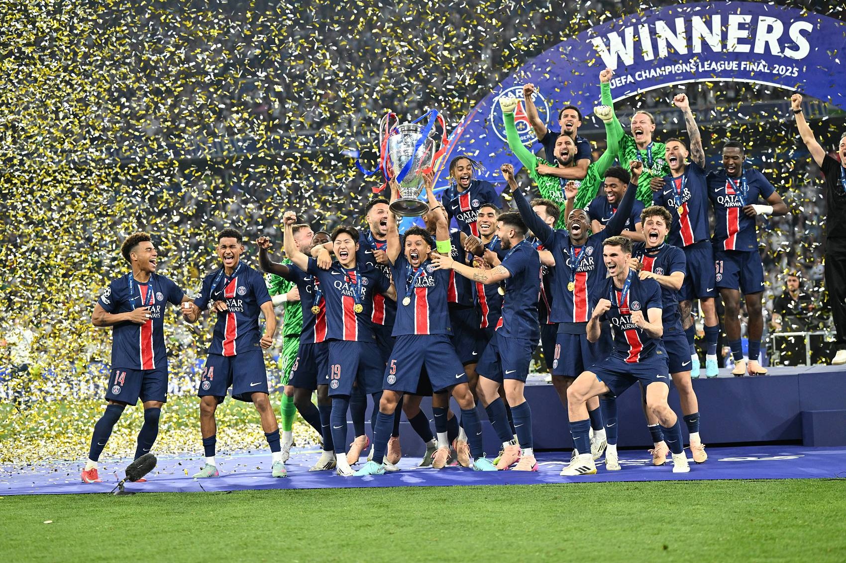 2025欧冠决赛全场回放(2020 2021欧冠决赛)