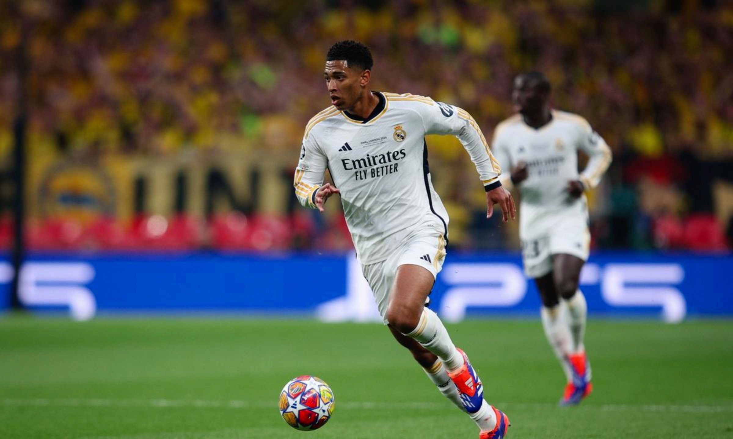 姆巴佩在皇马踢什么位置(姆巴佩未来两个月皇马签约)