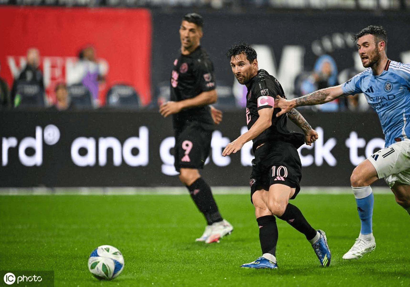 巴黎4-0大胜迈阿密国际(大巴黎40大胜 姆巴佩2球)